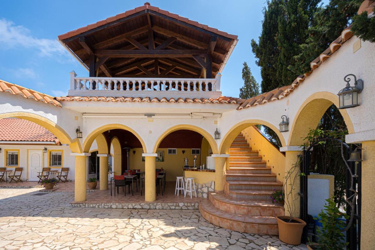 Finca Bilou Aigues Exteriér fotografie